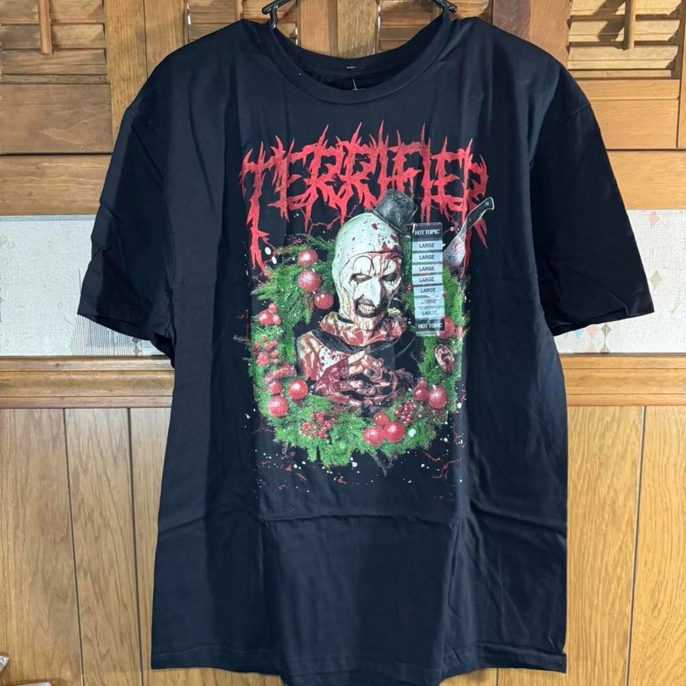 Black and red Christmas‎ Terrifier t-shirt Size Large NWT